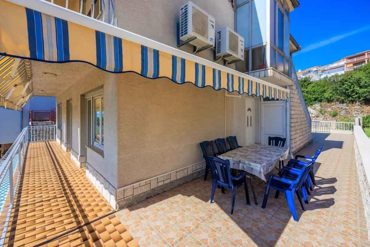 Four-Bedroom Apartment In Crikvenica II Eksteriør bilde