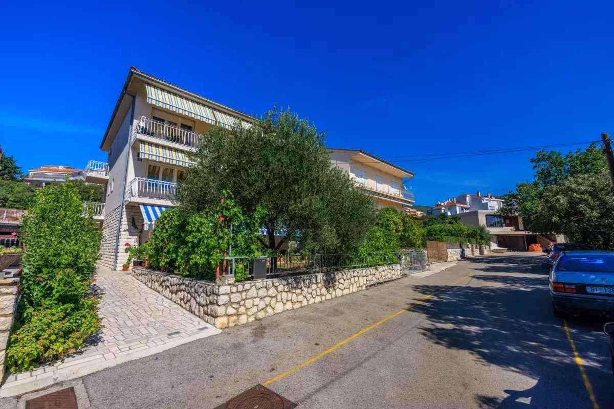 Four-Bedroom Apartment In Crikvenica II Eksteriør bilde