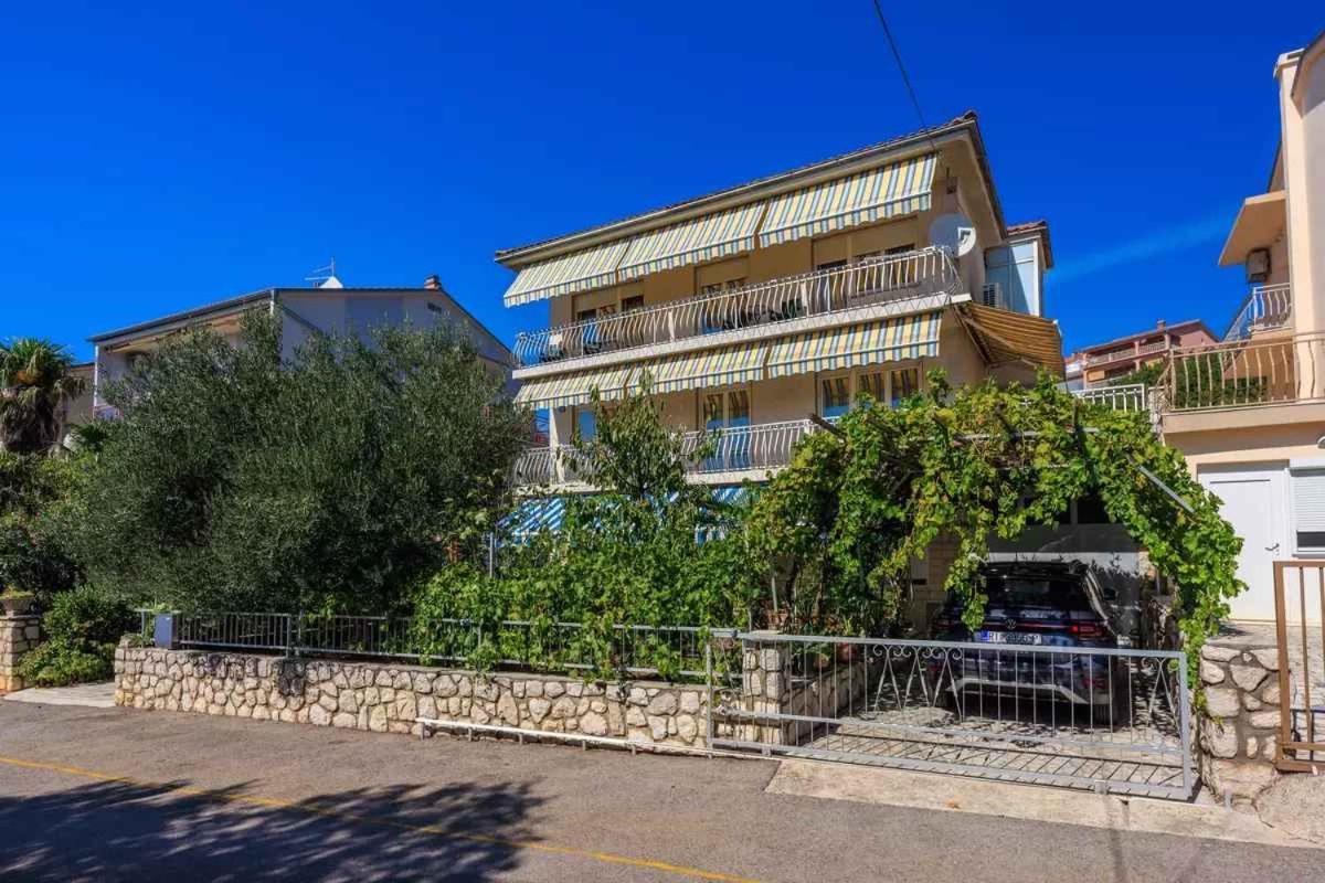 Four-Bedroom Apartment In Crikvenica II Eksteriør bilde