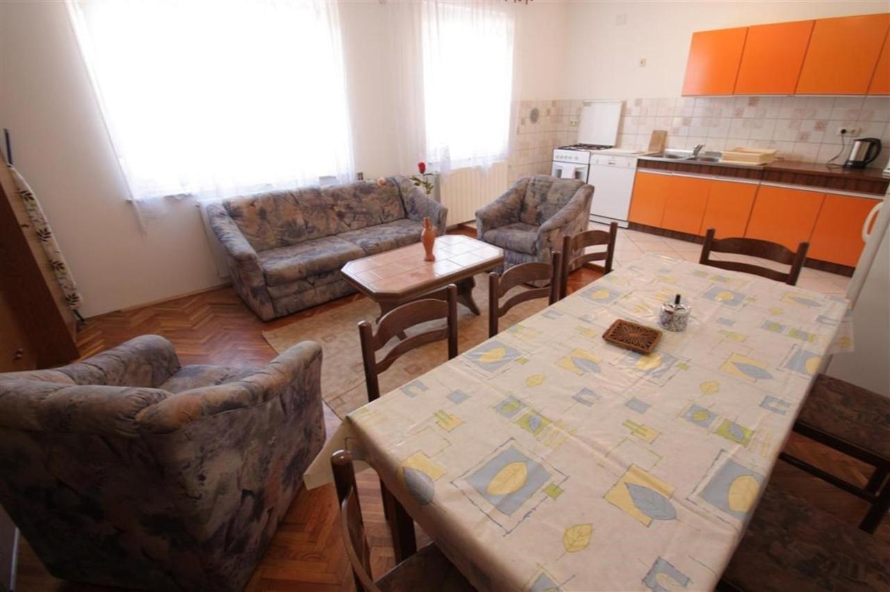 Four-Bedroom Apartment In Crikvenica II Eksteriør bilde